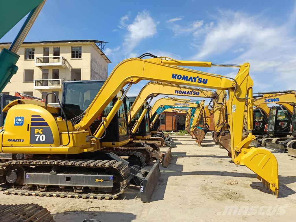 Komatsu PC 70 中型油圧ショベル 7ｔ-12ｔ（ユンボ・パワーショベル・バックホー）