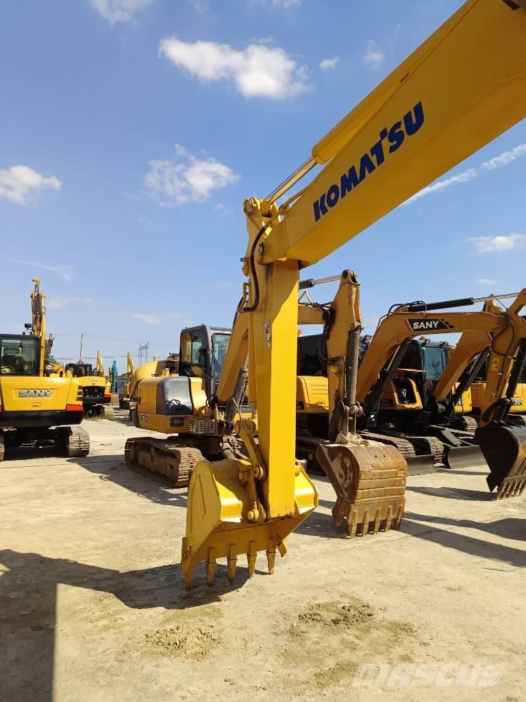 Komatsu PC 70 中型油圧ショベル 7ｔ-12ｔ（ユンボ・パワーショベル・バックホー）