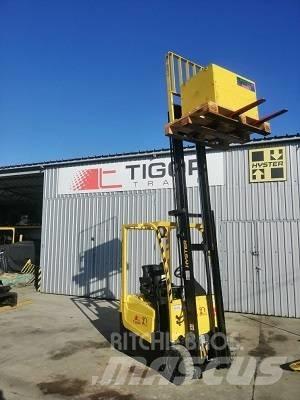 Hyster A 1.3 XNT バッテリーフォークリフト