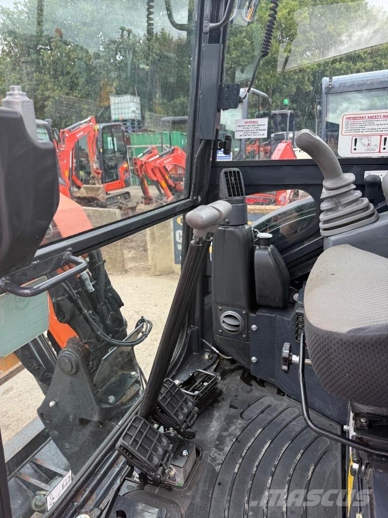 Hitachi ZX 26 U-6 CR ミニ油圧ショベル 7t以下（ミニユンボ・ミニディガー）