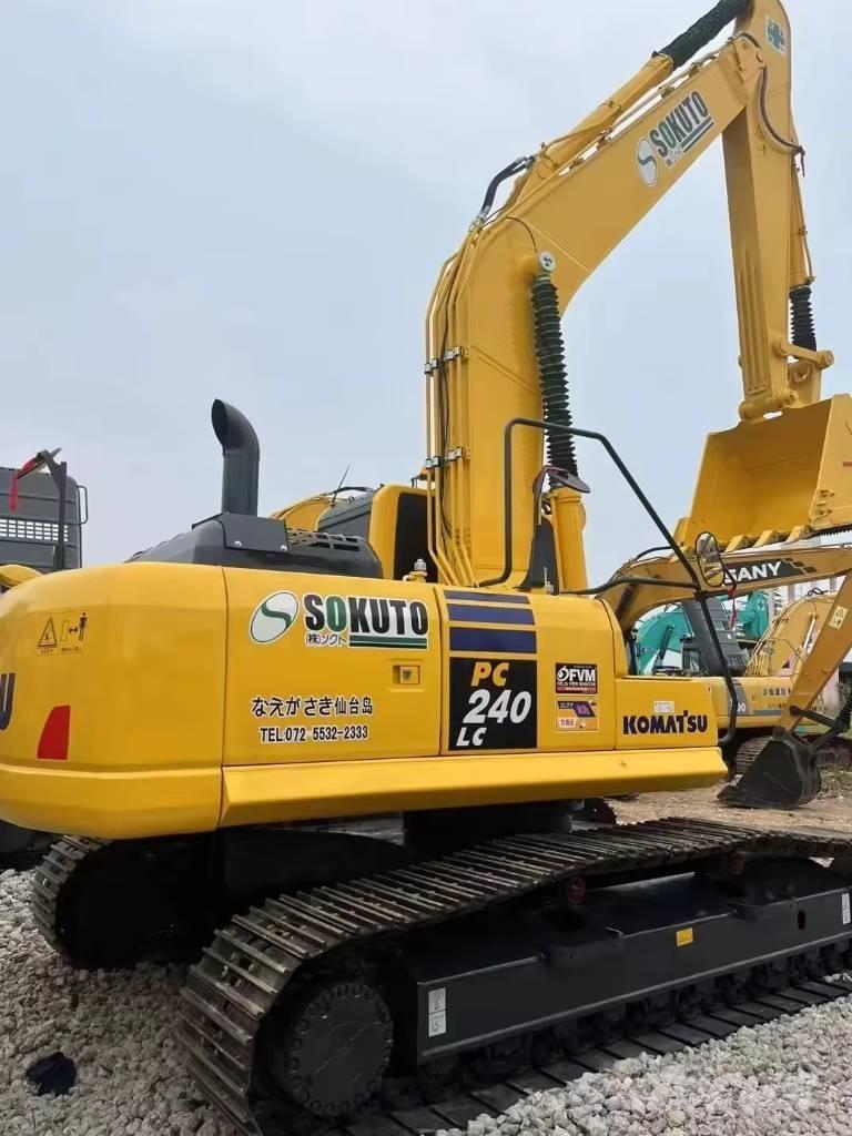Komatsu PC 240 大型油圧ショベル12t以上（パワーショベル・ユンボ）