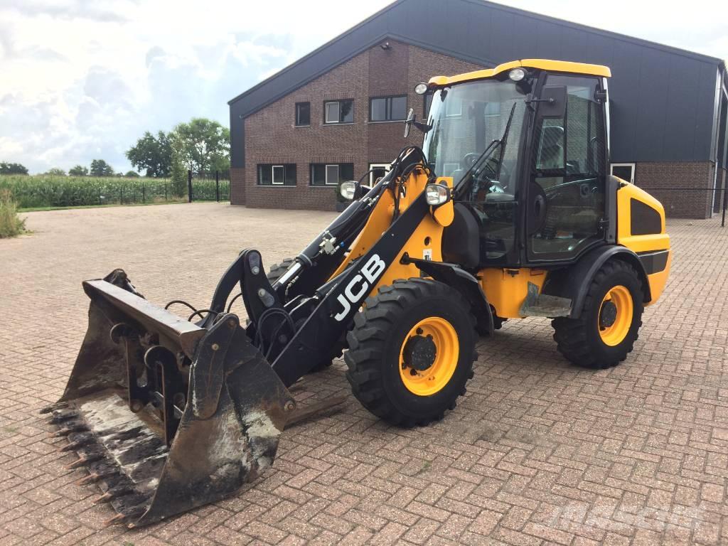JCB 406 ホイールローダー・タイヤショベル