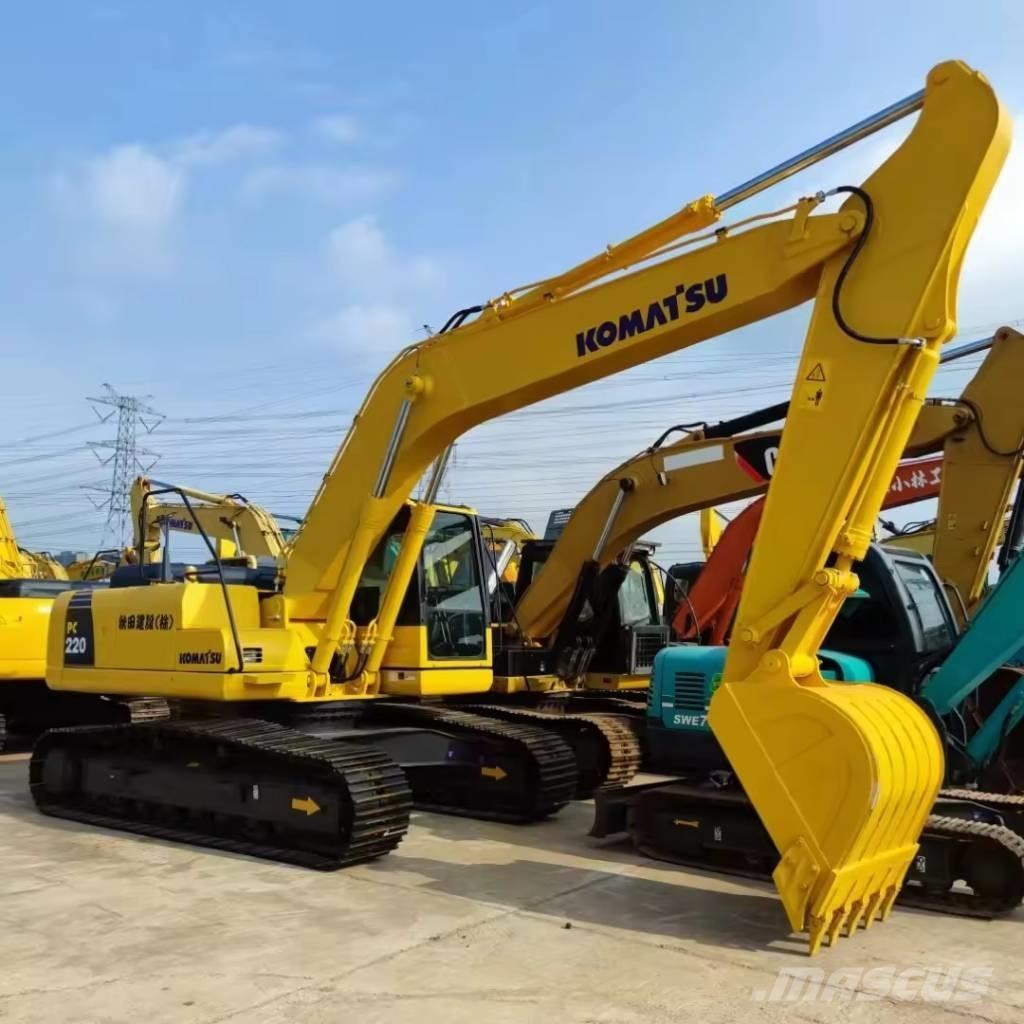 Komatsu PC 220 大型油圧ショベル12t以上（パワーショベル・ユンボ）