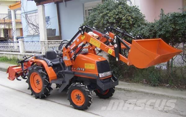 Kubota ASTE A-15 4wd トラクター