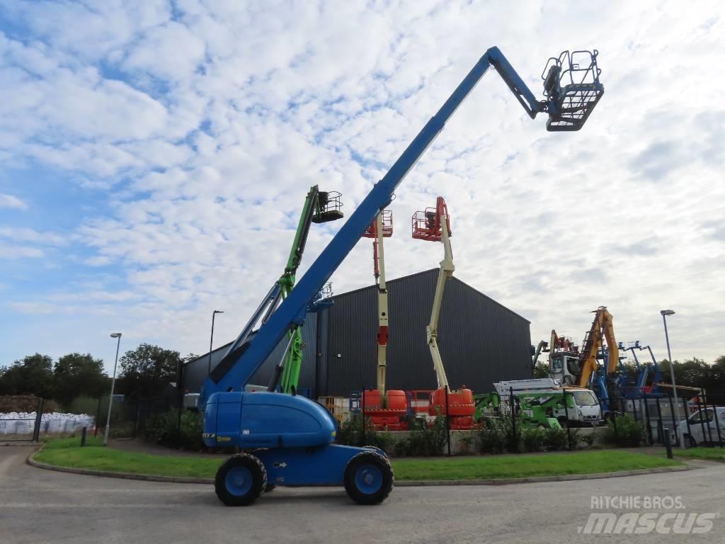 JLG 660 SJ ブームリフト　直伸型