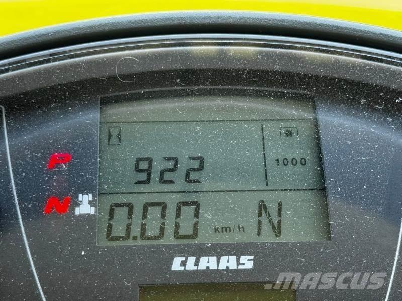 CLAAS AXION 870 トラクター