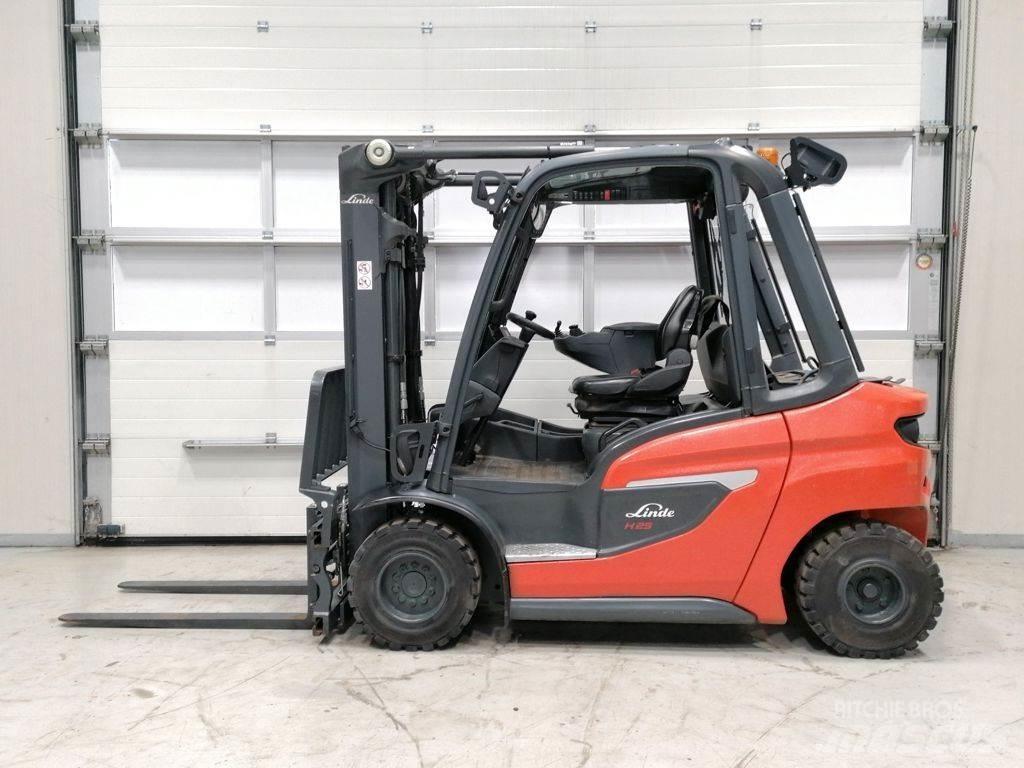 Linde H25T-01 バッテリーフォークリフト