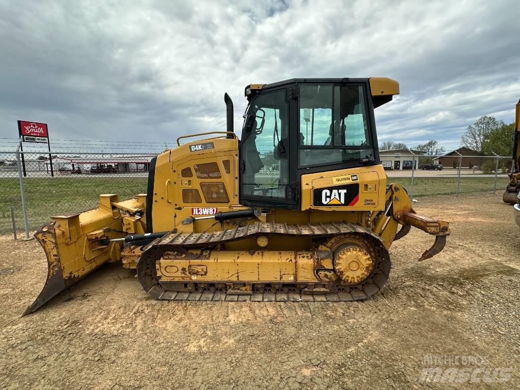 CAT D 4 K 2 XL ブルドーザー