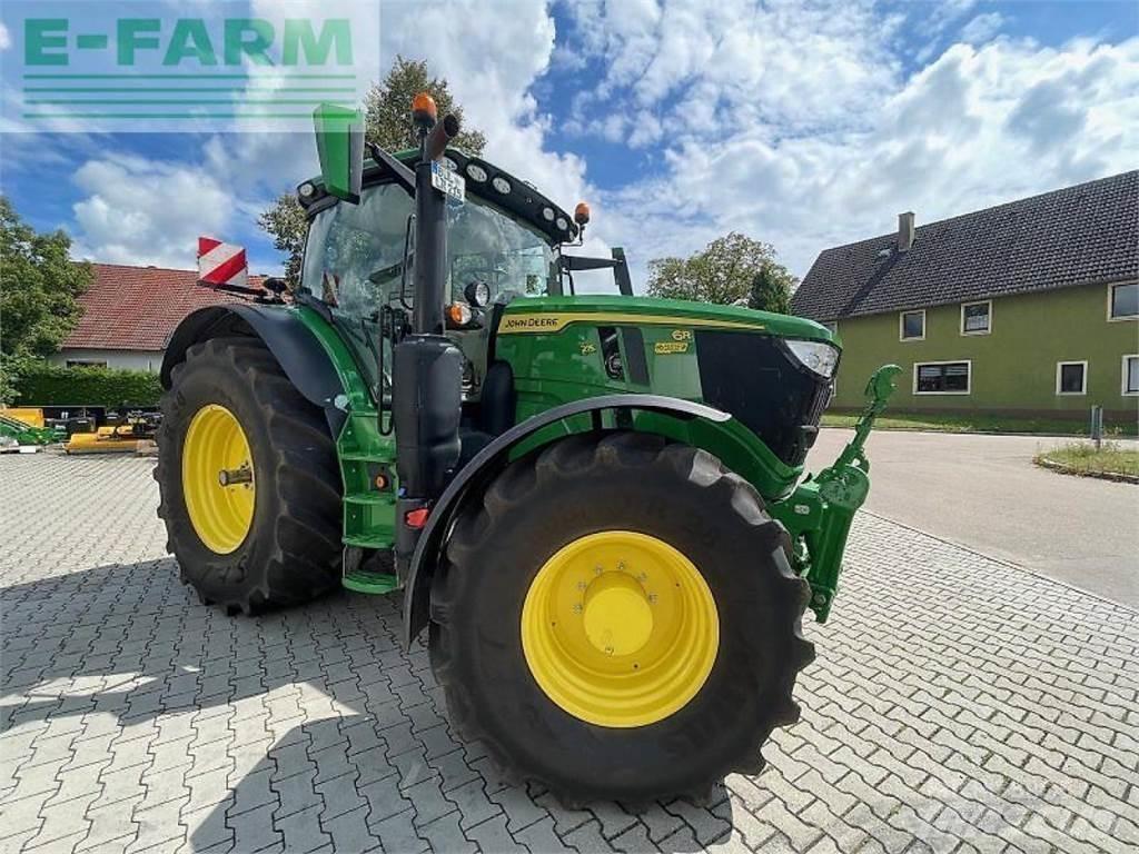 John Deere 6r 215 トラクター