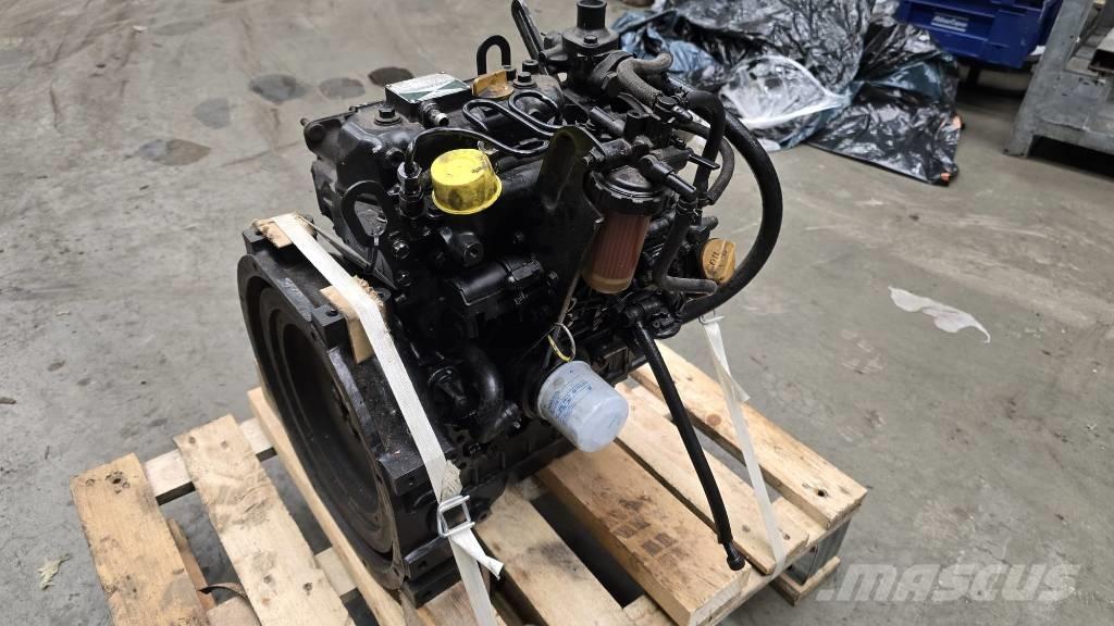 Yanmar 3TNE68 エンジン