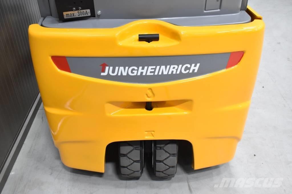 Jungheinrich EFG 220 バッテリーフォークリフト