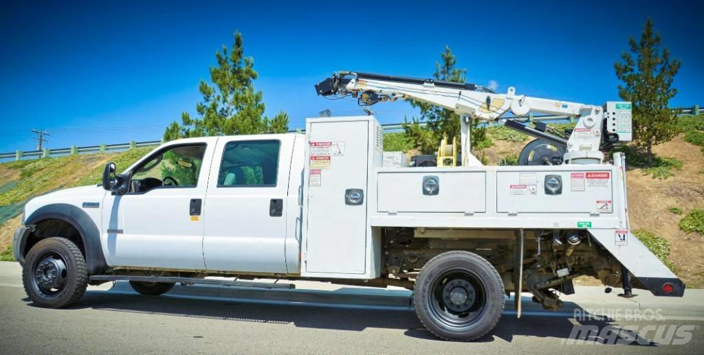 Ford F 550 多目的／汎用車両