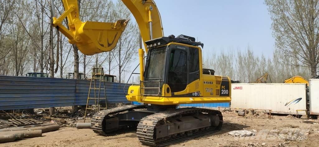 Komatsu pc200-8 大型油圧ショベル12t以上（パワーショベル・ユンボ）