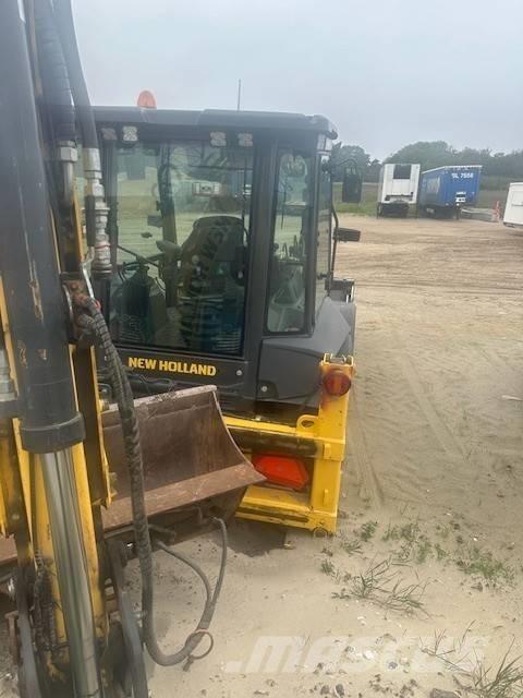 New Holland 110 D バックホーローダー