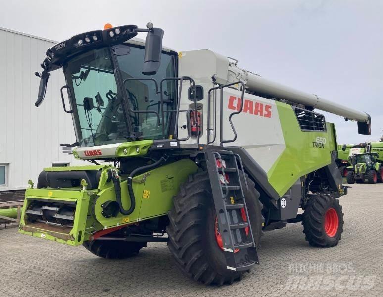 CLAAS TRION 650 コンバイン