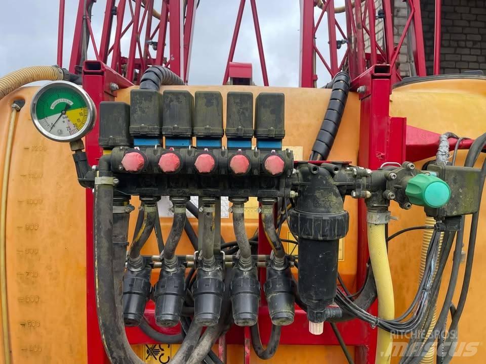 Junkkari 1300/4 マウント型噴霧器