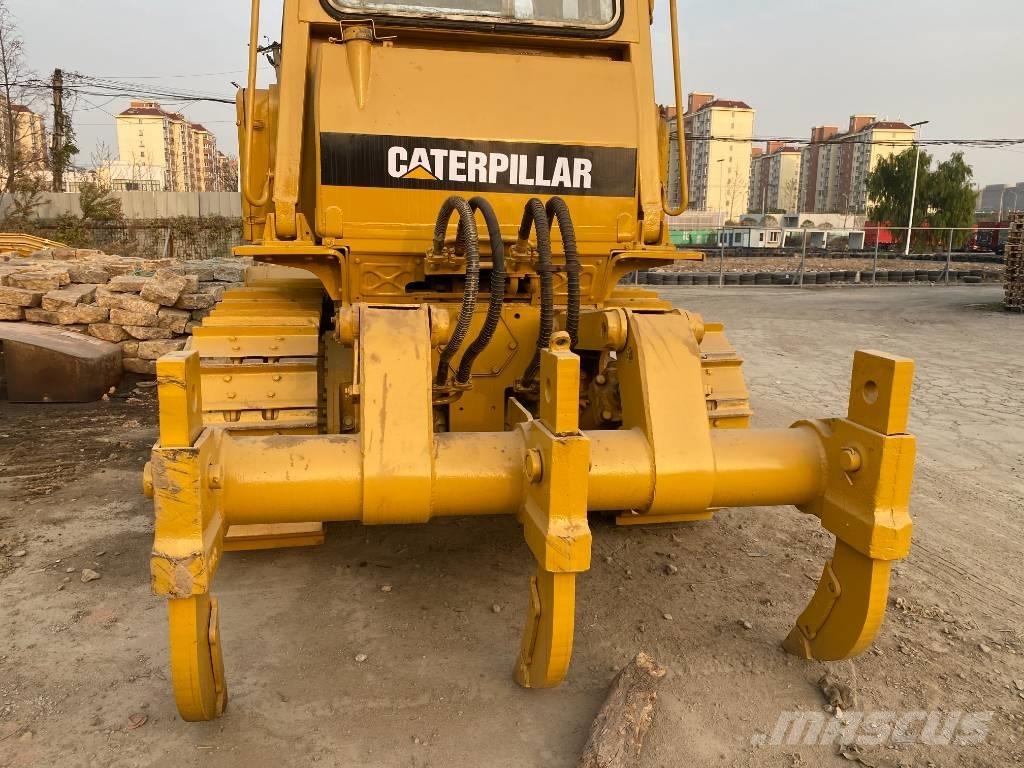 CAT D 6 D ブルドーザー