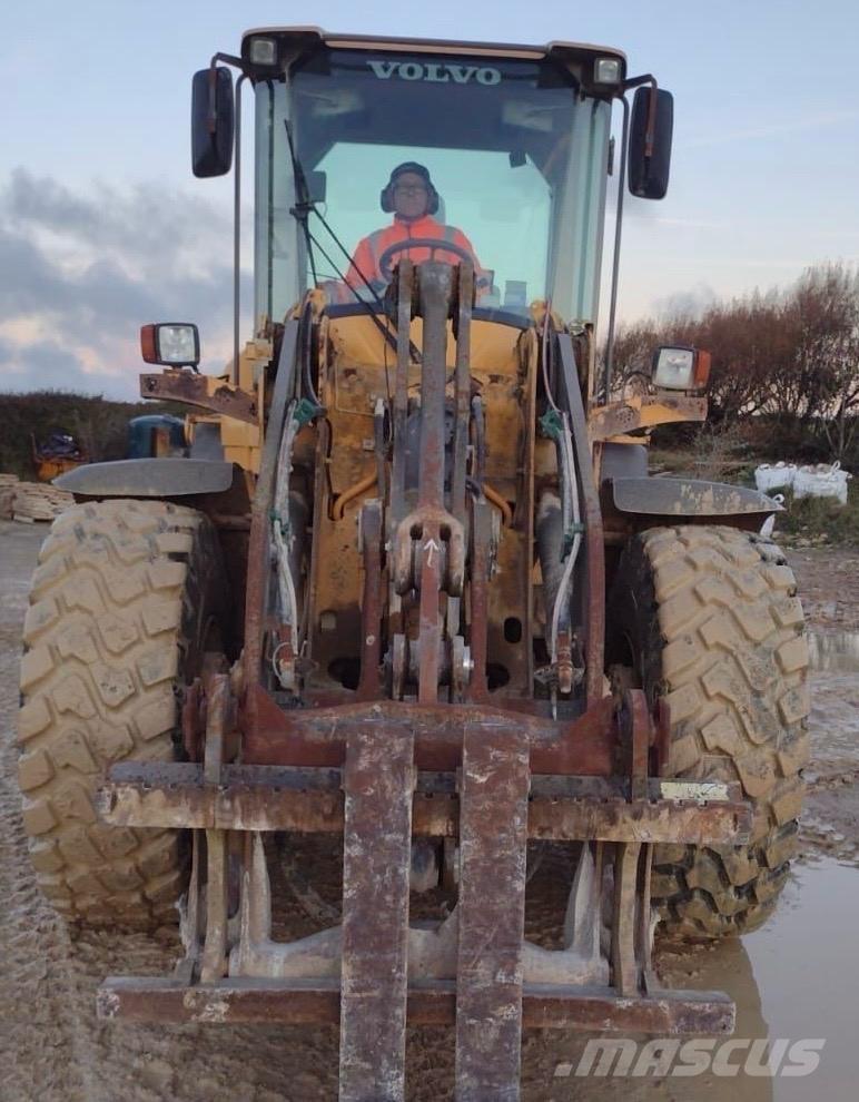 Volvo A70F ホイールローダー・タイヤショベル