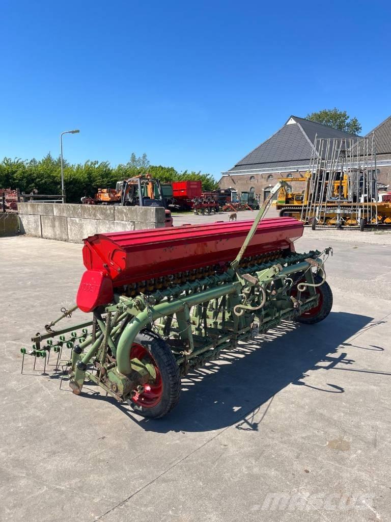 Nodet Zaaimachine ドリル