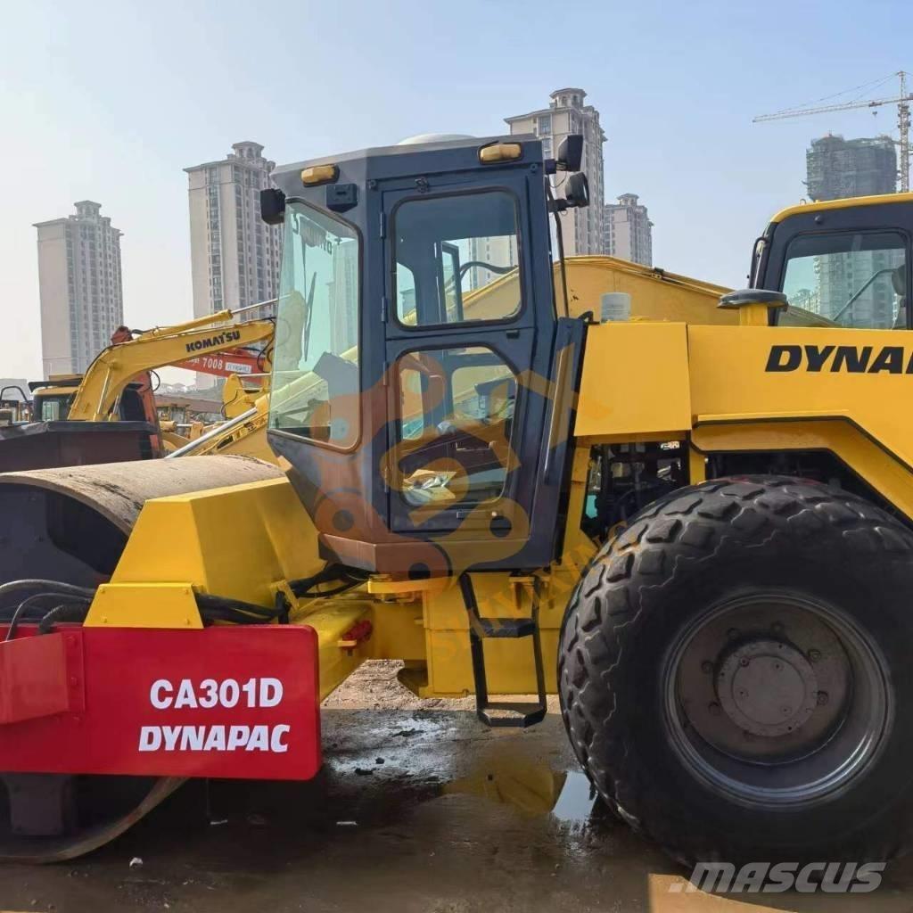 Dynapac CA 301 振動ローラ