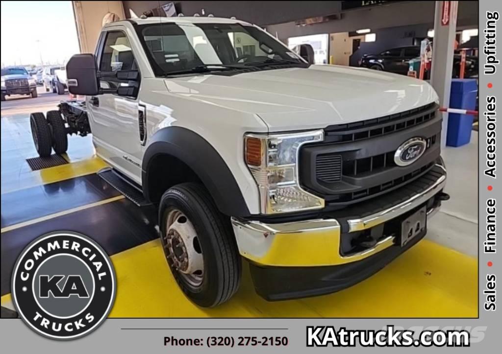 Ford F 550 XL SD キャブ付きシャーシ