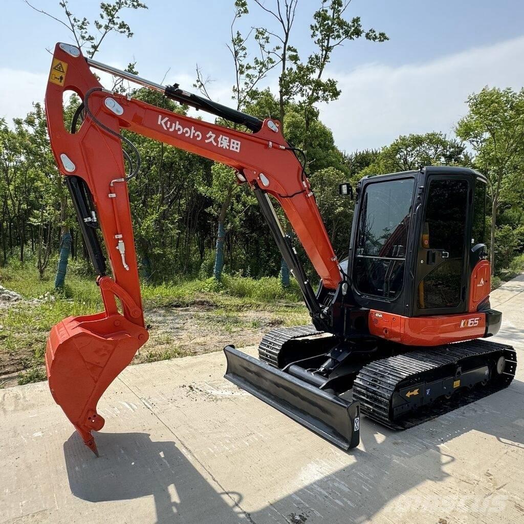 Kubota KX 165 ミニ油圧ショベル 7t以下（ミニユンボ・ミニディガー）