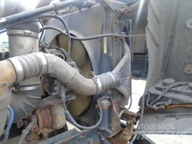 Western Star 4900 SA 中古トラクターヘッド | トレーラーヘッド