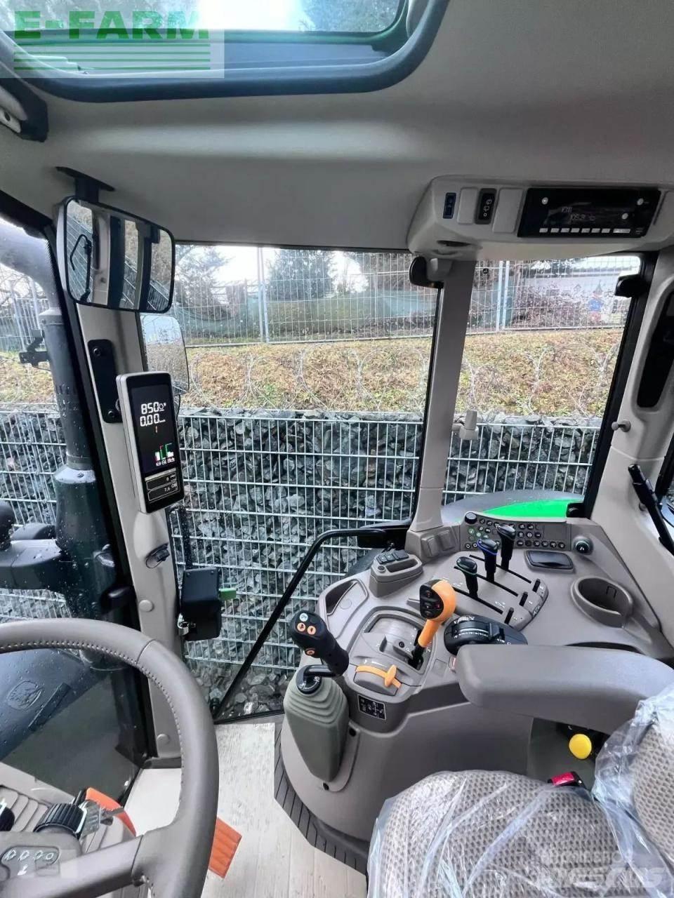 John Deere 6120m トラクター