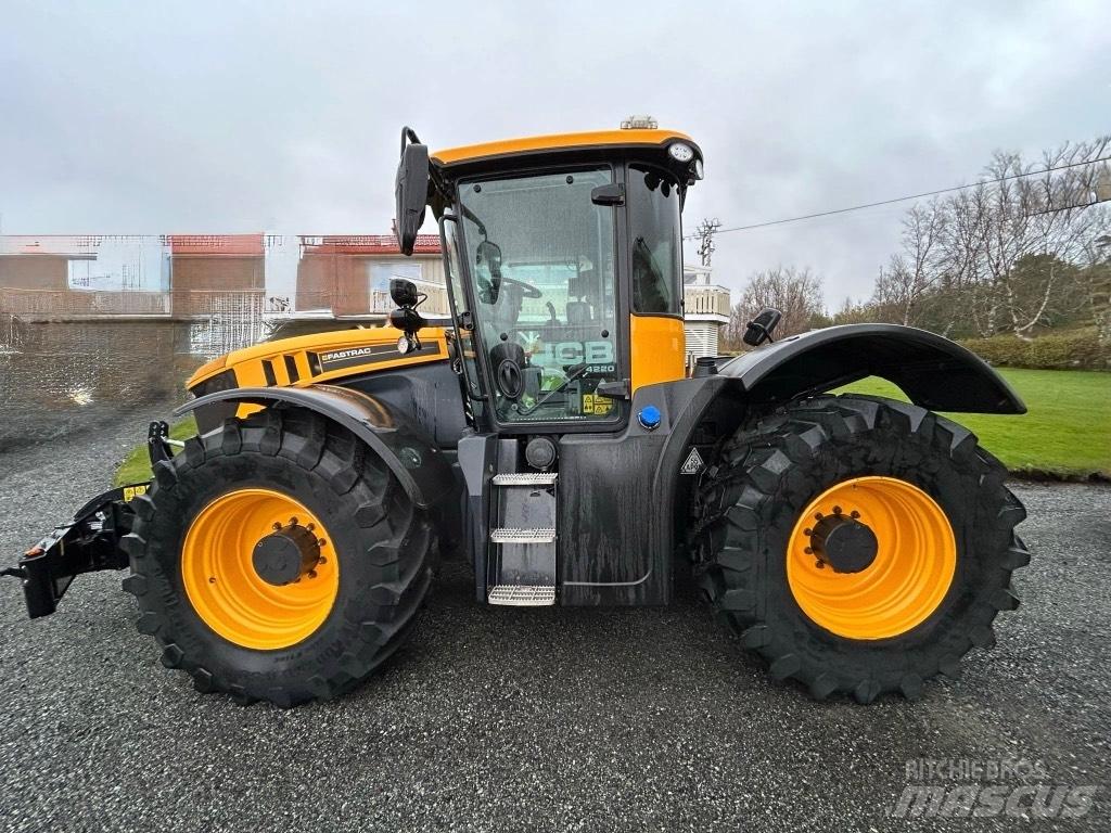 JCB 4220 FASTRAC トラクター
