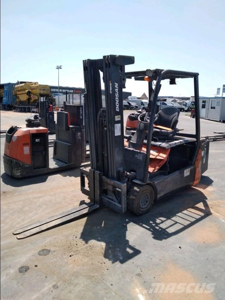 Doosan B 18 T-7 バッテリーフォークリフト