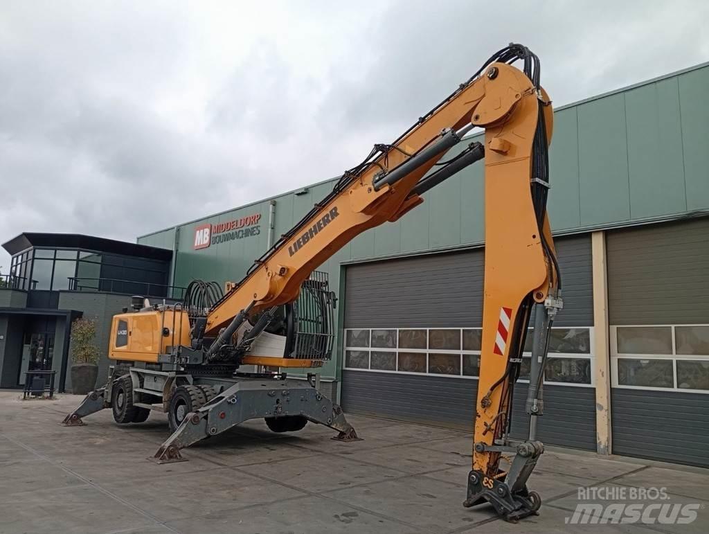 Liebherr LH 30 M 廃棄物／工業産廃処理機
