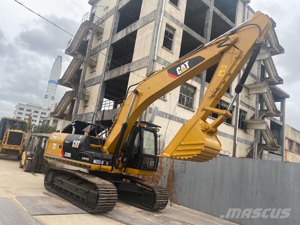 CAT 320 D 大型油圧ショベル12t以上（パワーショベル・ユンボ）