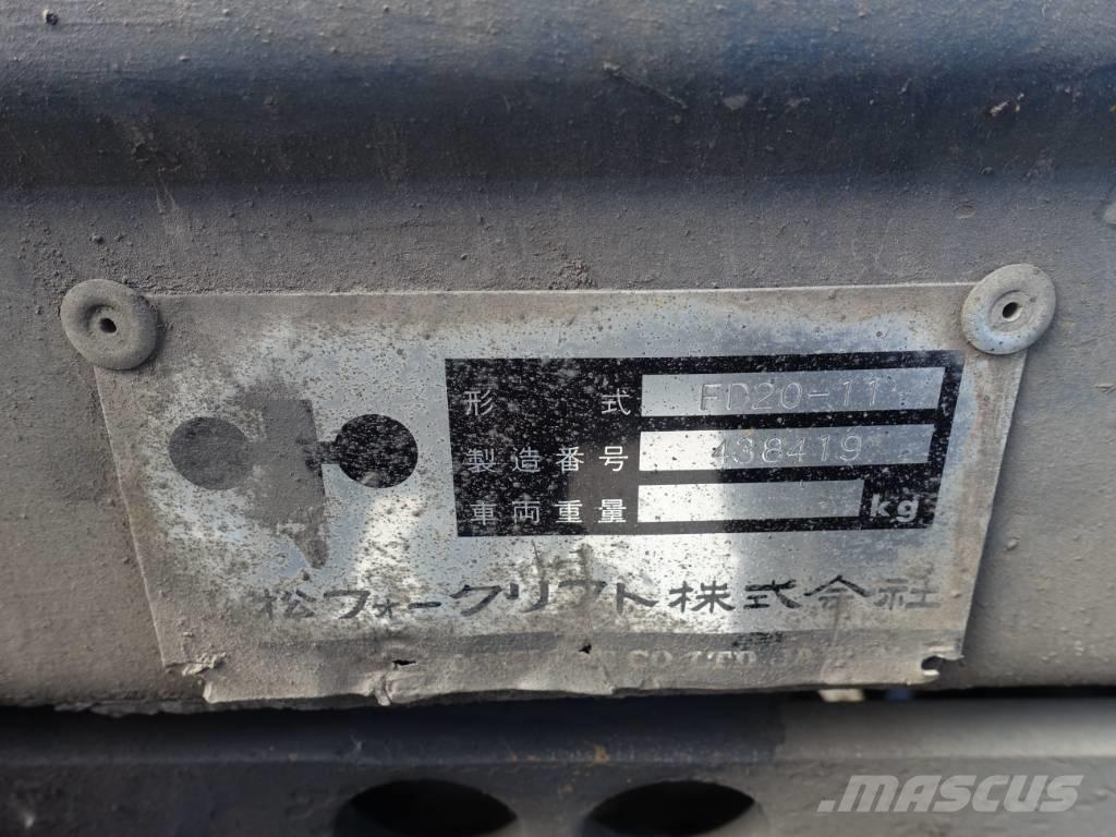 Komatsu FD 20-11 ディーゼル・軽油