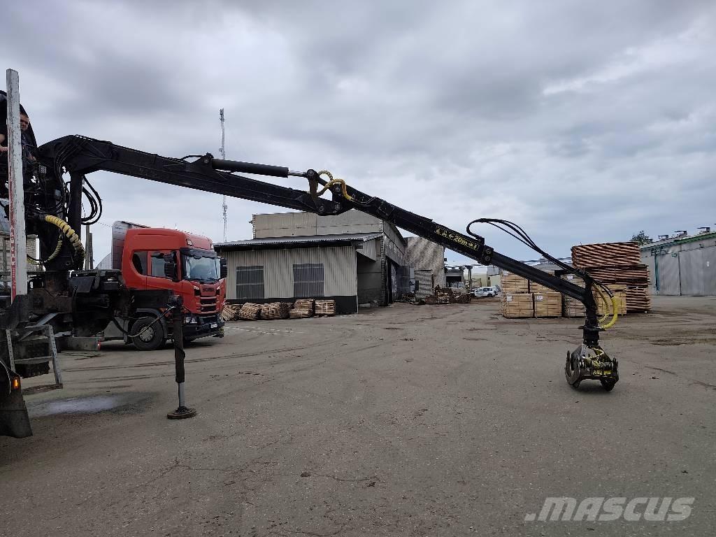 Loglift F96S 木材積込用クレーン