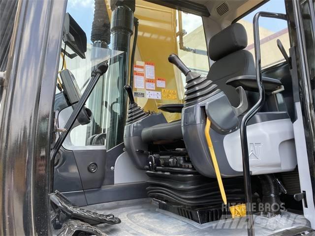 CAT 320 D 大型油圧ショベル12t以上（パワーショベル・ユンボ）