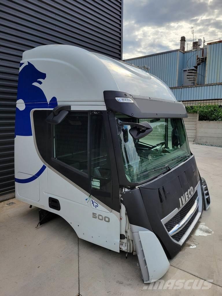 Iveco AS キャビン及び内装