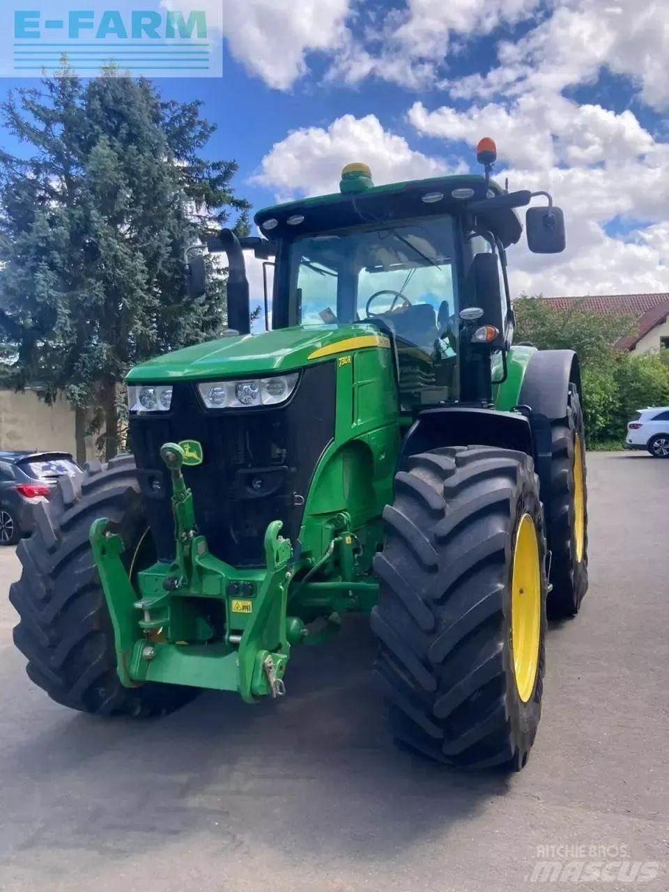 John Deere 7310r トラクター