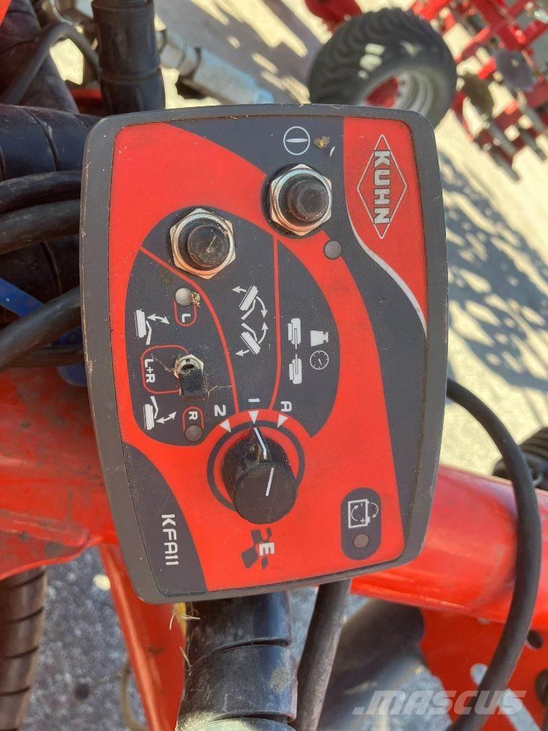 Kuhn GMD 10030 芝刈り機