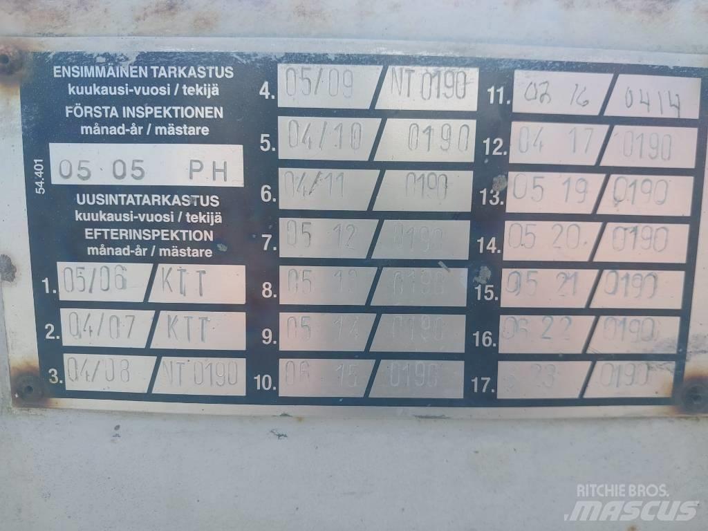 Dinolift 160 XT 高所作業台付トレーラー