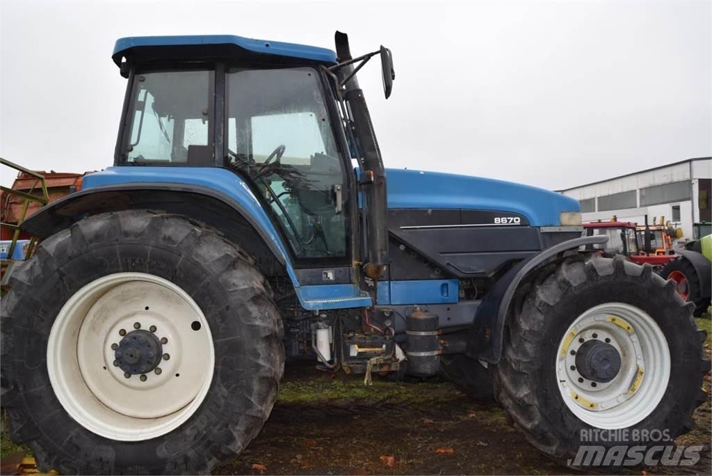 New Holland 8670 トラクター