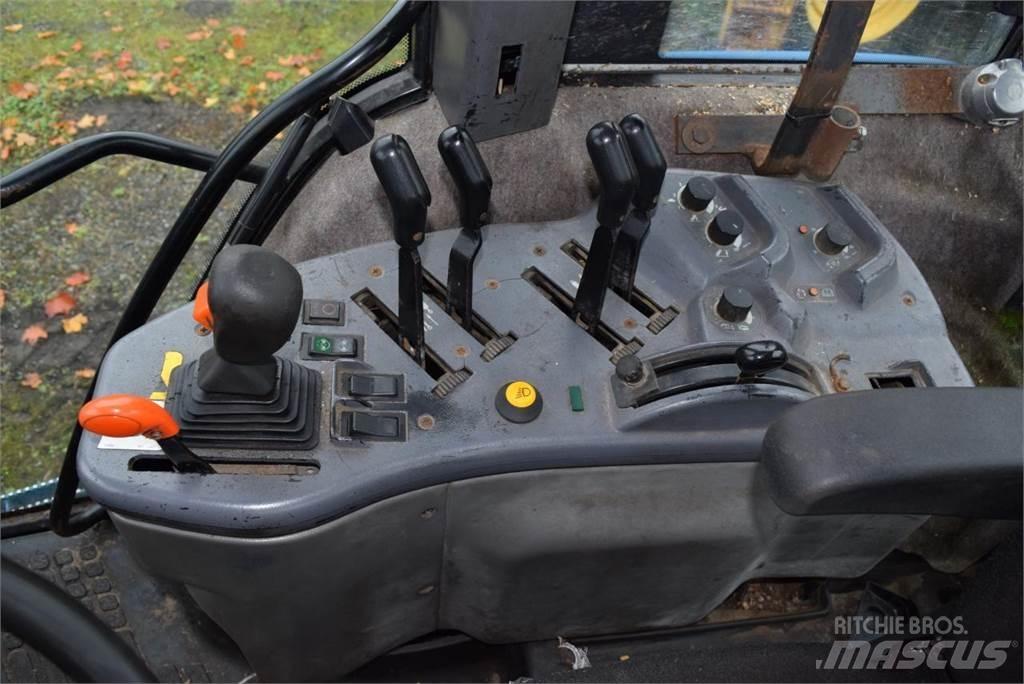 New Holland 8670 トラクター