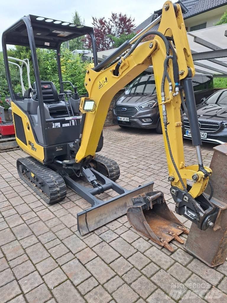 Yanmar SV 15 ミニ油圧ショベル 7t以下（ミニユンボ・ミニディガー）