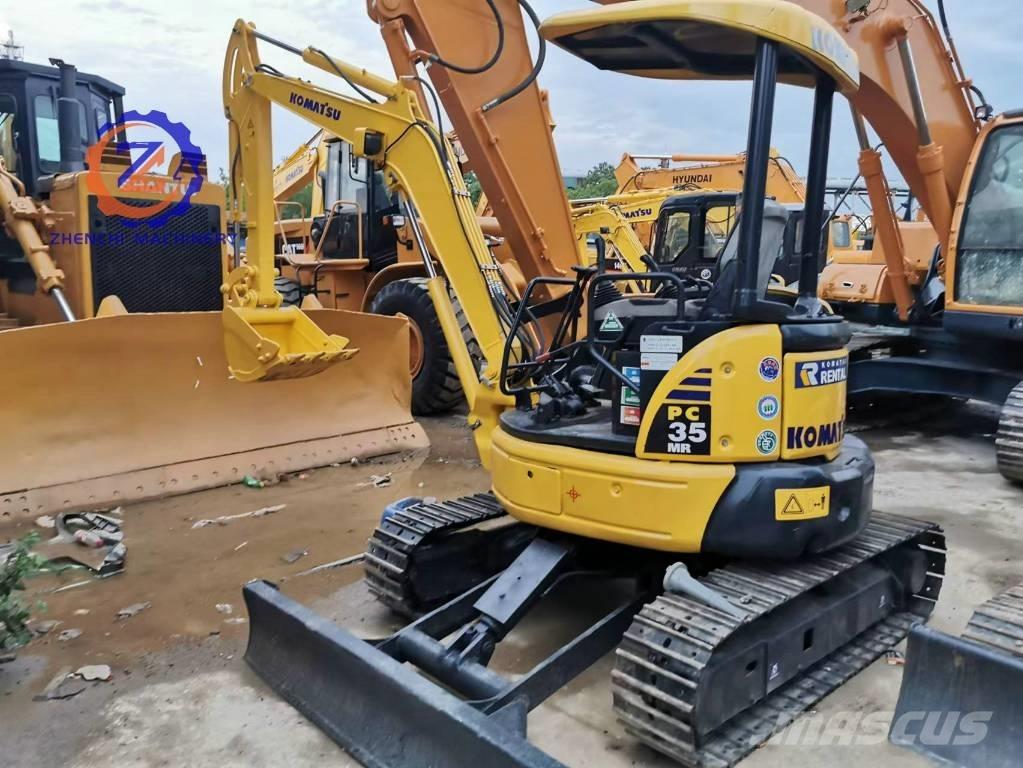 Komatsu PC 35 MR ミニ油圧ショベル 7t以下（ミニユンボ・ミニディガー）