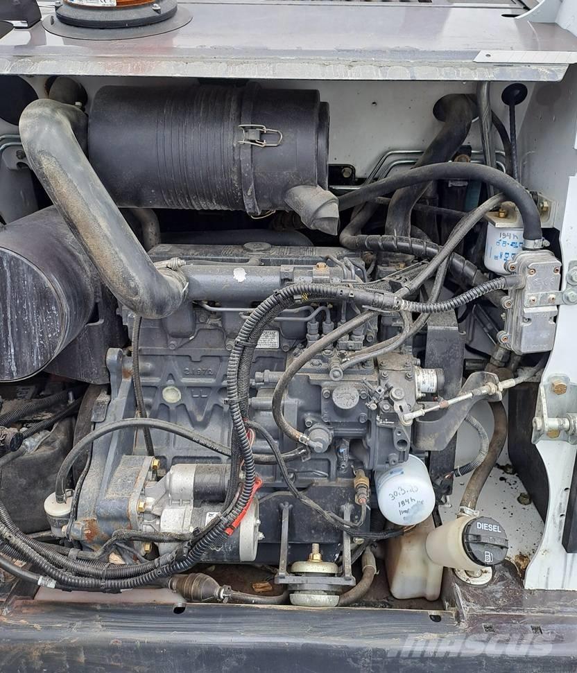 Bobcat S 450 スキッドステアローダー