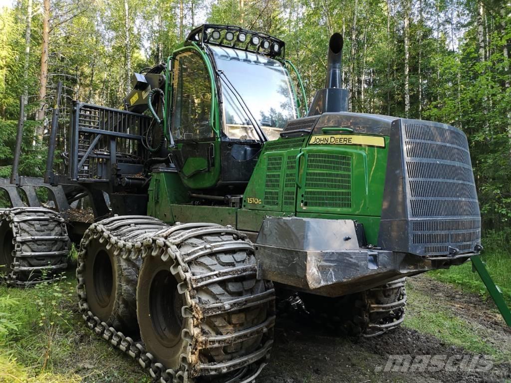 John Deere 1510 G フォワーダー