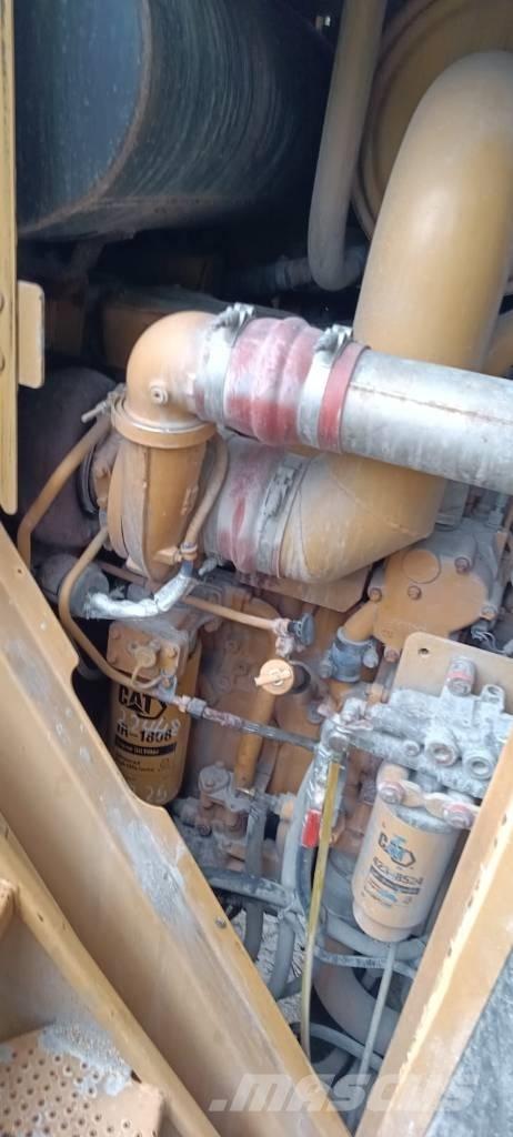 CAT 988H ホイールローダー・タイヤショベル