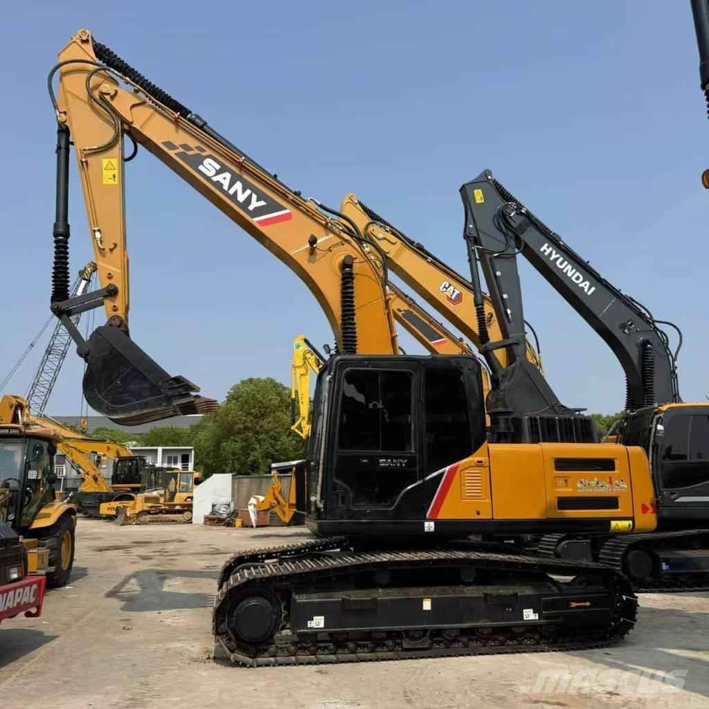 Sany SY 215 C 大型油圧ショベル12t以上（パワーショベル・ユンボ）