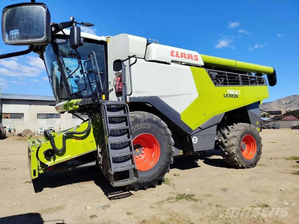 CLAAS Lexion 7400 コンバイン
