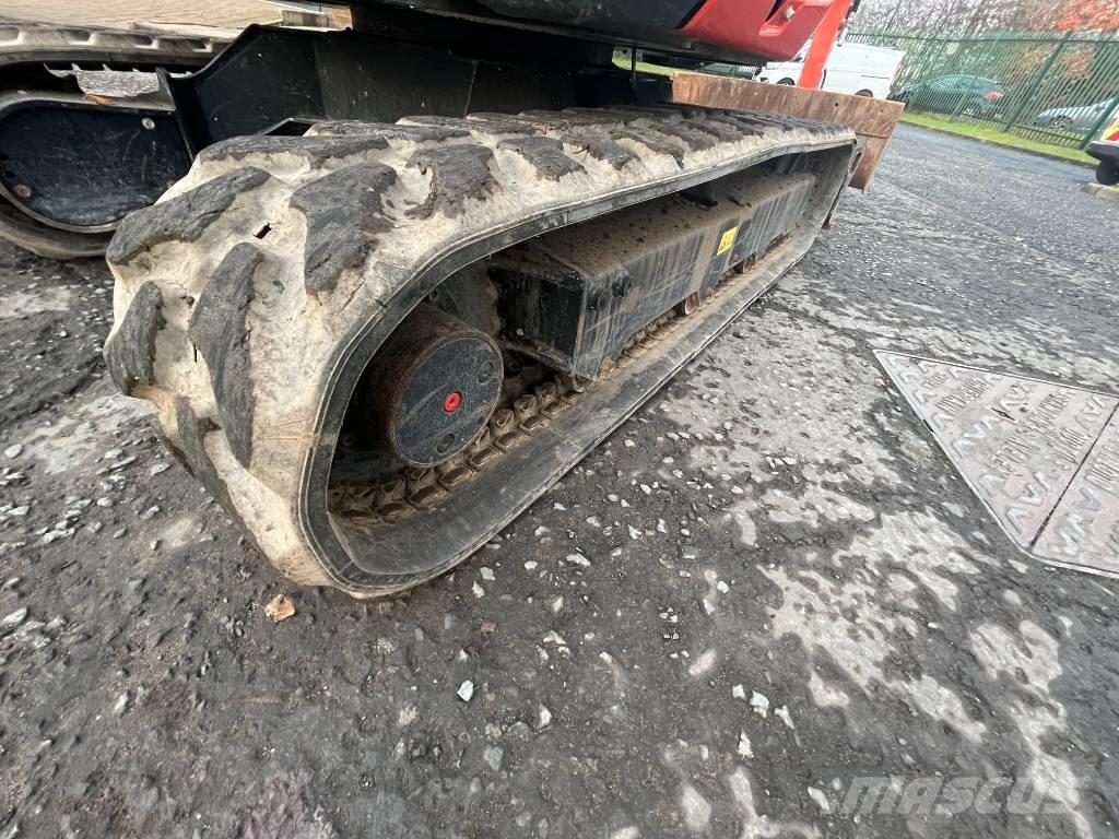 Kubota U 27-4 大型油圧ショベル12t以上（パワーショベル・ユンボ）