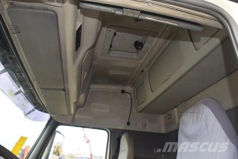 Volvo FH 12.420 中古トラクターヘッド | トレーラーヘッド